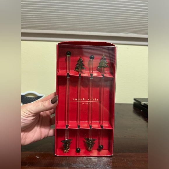 PIER 1 IMPORTS CHRISTMAS TREE HANDMADE GLASS SWIZZLE STICKS SET OF 4 - Picture 1 of 5